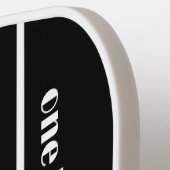 Een Happy Pickler Zwart Wit Initialen Grappig Pickleball Paddle (Links Detail)