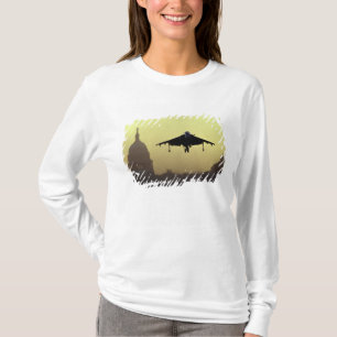 Een Harrier-straaljager die bij het aanbreken van  T-shirt