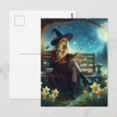 Een heks die 's nachts in de buurt van de narcisse briefkaart (Voorkant / Achterkant)