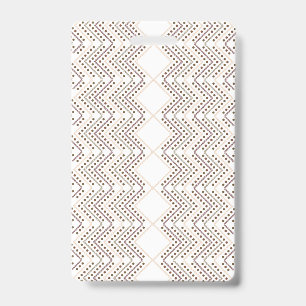 Een herhalend geometrisch patroon met diamantvorme badge