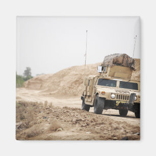Een Humvee leidt veiligheid Magneet