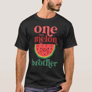 Een in een meloen broederkoute watermeloen eerste t-shirt