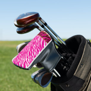 Een ingewikkeld bloemmotief in roze en wit, art golfheadcover