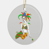 Een jester keramisch ornament (Links)