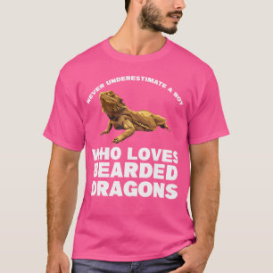 Een jongen die van baardagamen houdt t-shirt