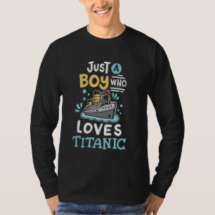 Een Jongen Die Van De RMS Titanic Grappige Cruises T-shirt