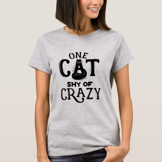 Een kat Shy van een knus T-shirt (Voorkant)