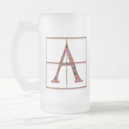 Een "Keltische stenen" aangepaste monogram Mokken