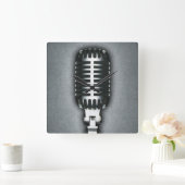 Een klassieke microfoon vierkante klok (Huis)