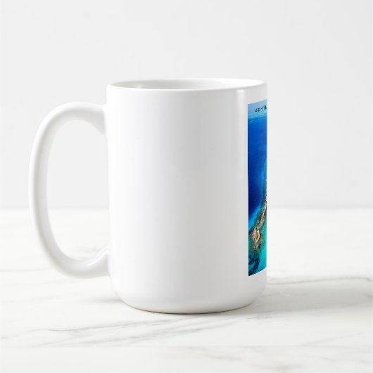 Een klassieke Mok uit Archipiélago de Los Roques. (Links)