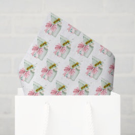 Een kleine baby meisje tissuepapier