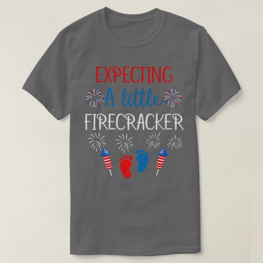 Een kleine Firecracker op 4 juli Pregnan T-shirt (Design voorkant)