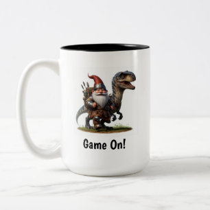 Een kleine Gnome Warrior poseren met zijn draak Tweekleurige Koffiemok