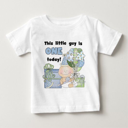 Een kleine jongen is een Tshirts en cadeautjes (Voorkant)