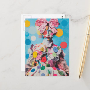 Een kleurrijke dame met een grote strik en knopen briefkaart