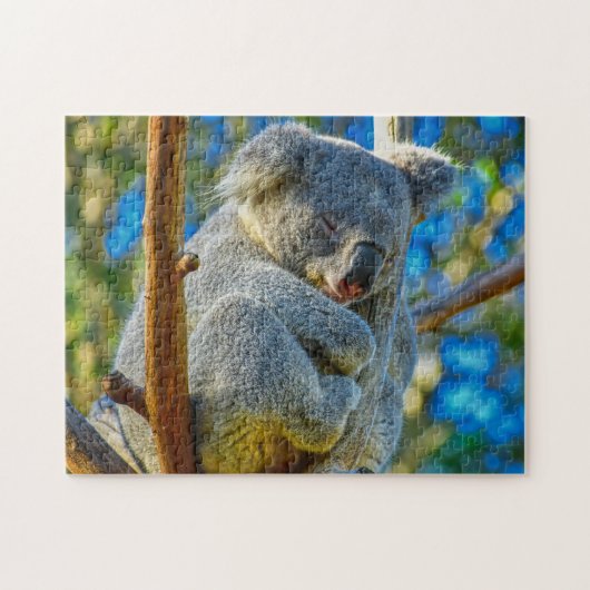 Een Koala die rustig slaapt in een boom Legpuzzel (Horizontaal)