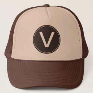 een koel, gezond en bruin initiaal pet. trucker pet