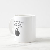 Een kokosnoot per dag koffiemok (Voorkant links)