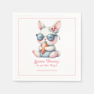 Een konijn is onderweg naar het Baby shower Servet