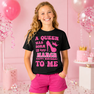 Een koningin werd in maart geboren – stijlvol verj t-shirt