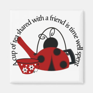 Een kopje thee gedeeld met een Friend Magnet Magneet