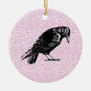 Een kraai of Raven Halloween Roze en Zwart Keramisch Ornament