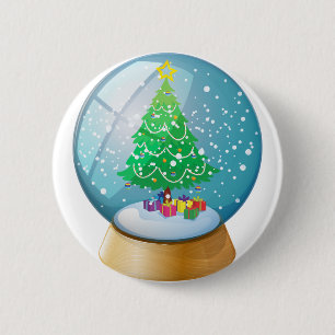 Een kristalbol met kerstboom ronde button 5,7 cm