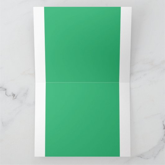 Een levendig groen blad met prominente aderen en e kaart (Binnen)