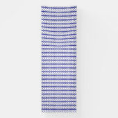 Een levendige blauwe lucht met verspreide witte wo spandoek (Verticaal)