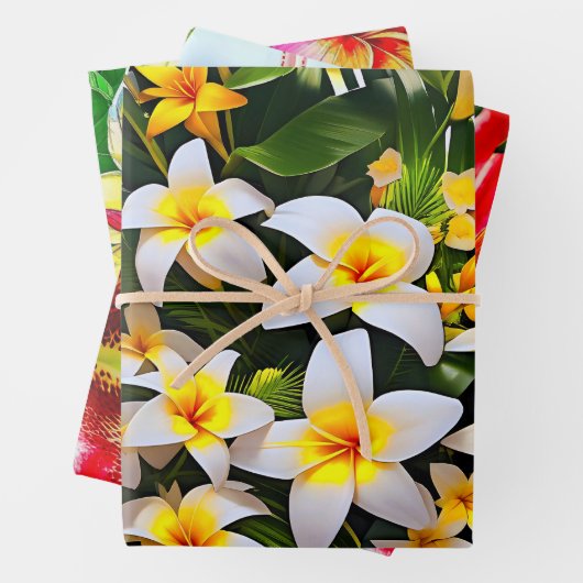 Een levendige opstelling van witte en gele plumeri inpakpapier vel (In situ)