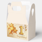 Een levendige viering van een jaar bedankdoosjes (Geopend)