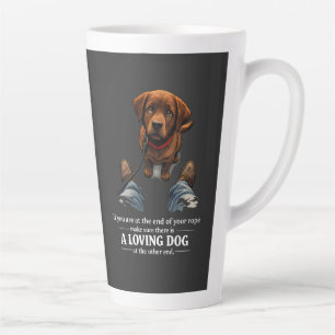 Een liefhebbende hond is nodig als je aan het eind latte mok