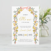 Een lieve kleine een citroen Baby shower Uitnodigi Kaart (Staand voorkant)