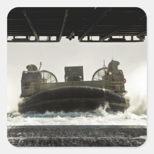 Een luchtkussen van een landingsvaartuig bereidt z vierkante sticker