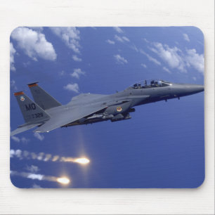 een luchtmacht F-15E stakingsarend Muismat