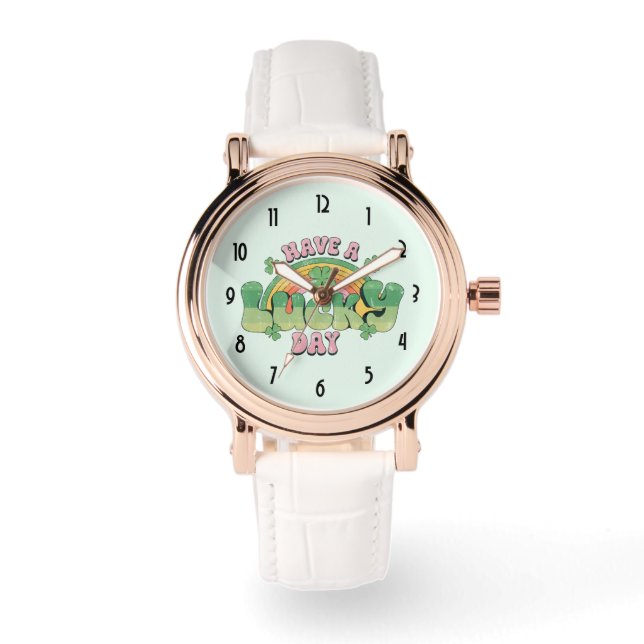 Een Lucky Day Retro Typografie Horloge (Voorkant)