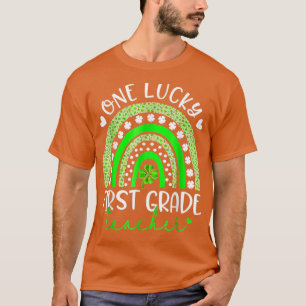 Eén Lucky First Grade Teacher Happy St Patrick's D T-shirt
