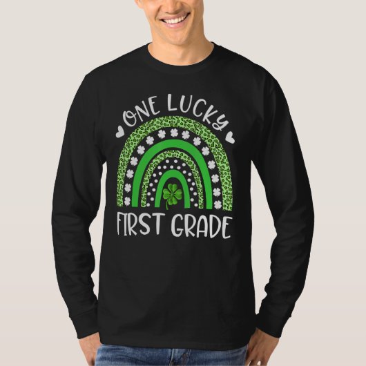 Eén Lucky First Grade Teacher Rainbow St Patricku2 T-shirt (Voorkant)