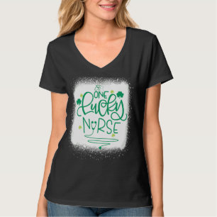 Eén Lucky Nurse St Rn Patricks Day Neurses Bleachi T-shirt