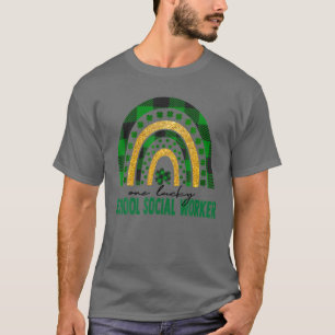 Eén Lucky School Social Worker Rainbow St Patricks T-shirt