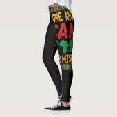 Een maand lang wachten we op onze geschiedenis, zw leggings (Links)