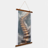 Een majestueuze, gebogen trap samengesteld uit lum hangend wandkleed (Gebogen)