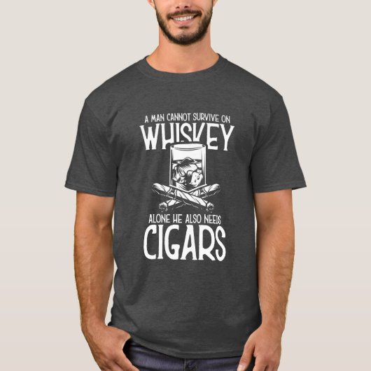 Een Man die van whisky en sigaar houdt T-shirt (Voorkant)