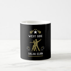 Een meisje dat houdt van salsa dansen koffiemok