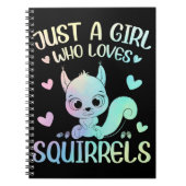 Een meisje dat van eekhoorns houdt notitieboek (Voorkant)