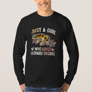 Een meisje dat van Leopa houdt, is gewoon een Wate T-shirt