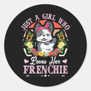 Een meisje die houdt van haar franse bulldog 1 ronde sticker