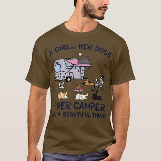Een meisje haar honden en haar grappige Camper Cam T-shirt