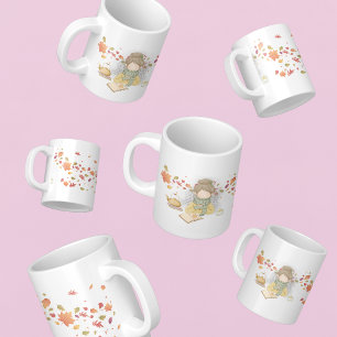 Een meisje met een beker thee en vliegende bladere extra grote beker