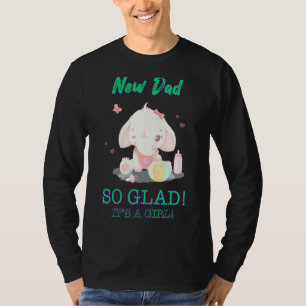 Een meisje onthult Baby Humor Grafisch T-shirt